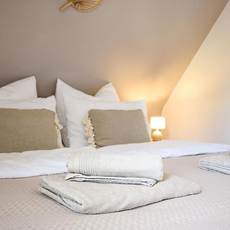 Boho-Apartment - Feel Like Home, Tiny Bathroom & Garage, 60M2 Mühlacker المظهر الخارجي الصورة