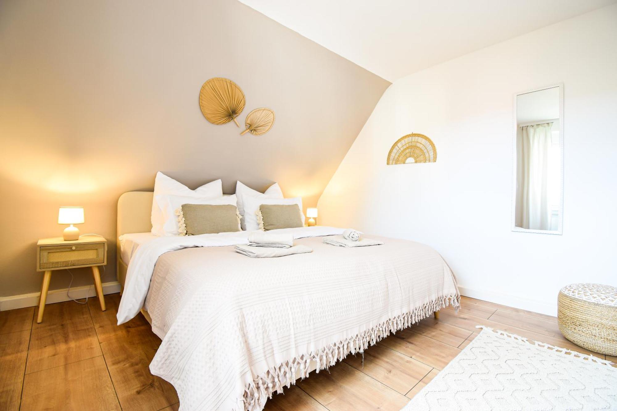 Boho-Apartment - Feel Like Home, Tiny Bathroom & Garage, 60M2 Mühlacker المظهر الخارجي الصورة