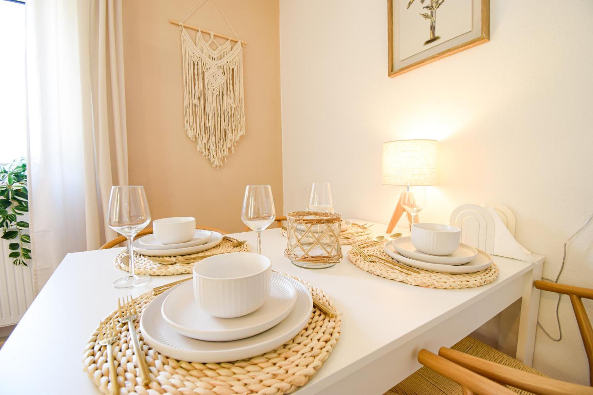 Boho-Apartment - Feel Like Home, Tiny Bathroom & Garage, 60M2 Mühlacker المظهر الخارجي الصورة
